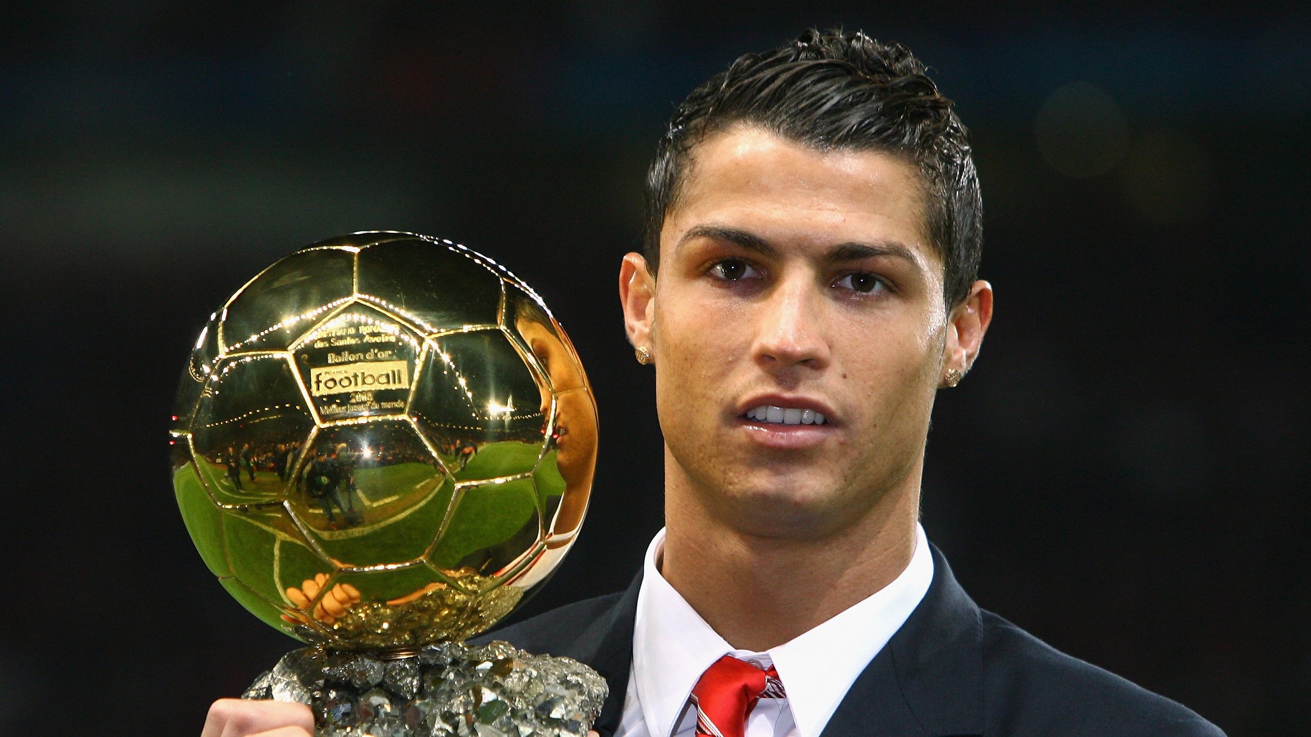 拳击名将再战国际赛场 重燃金腰带梦想，拳击锦标赛冠军