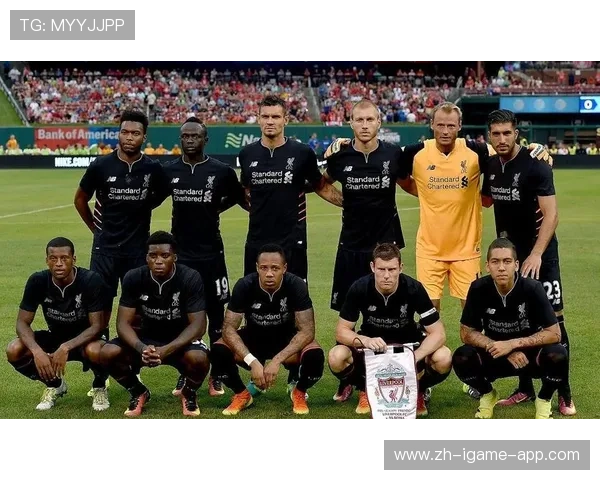 球队在欧冠热身赛中磨合阵容以备正赛，欧冠赛前热身音乐